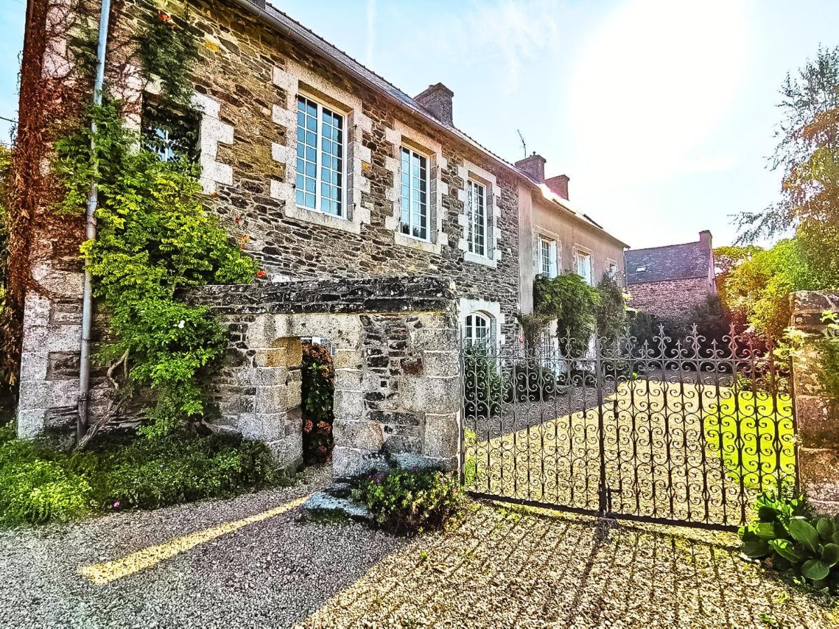 Ty Monde - Chambres D'Hotes En Finistere Poullaouen Bagian luar foto