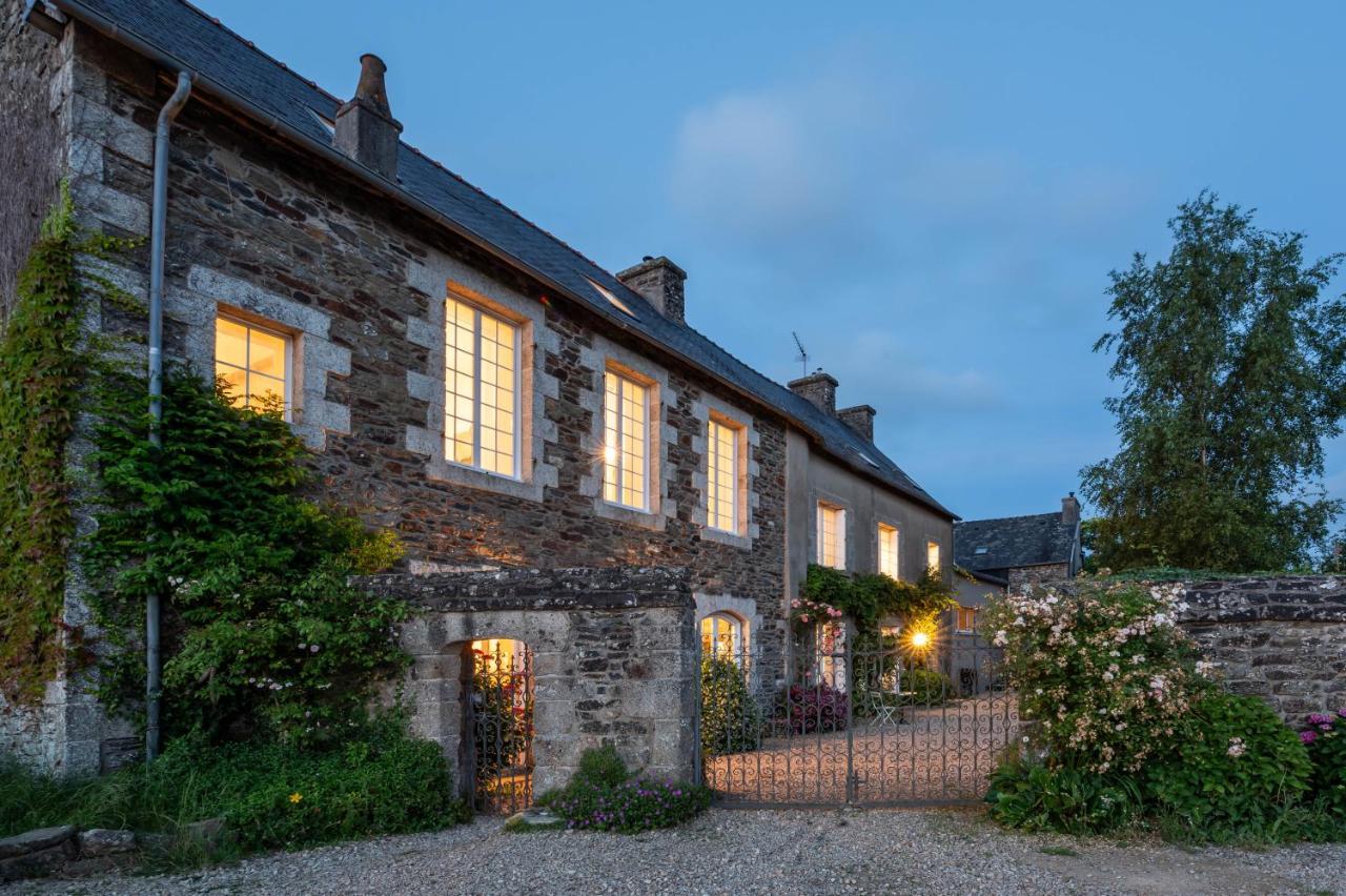 Ty Monde - Chambres D'Hotes En Finistere Poullaouen Bagian luar foto